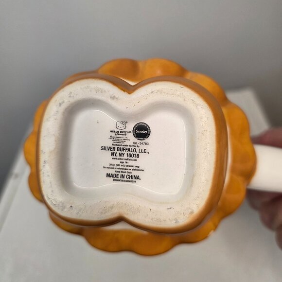Sanrio Hello Kitty 20 Ounce Coffee Tea Mug NWT - Picture 6 of 7